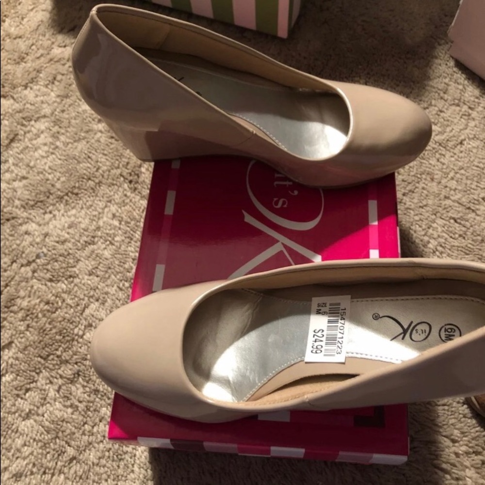 Wedge heels